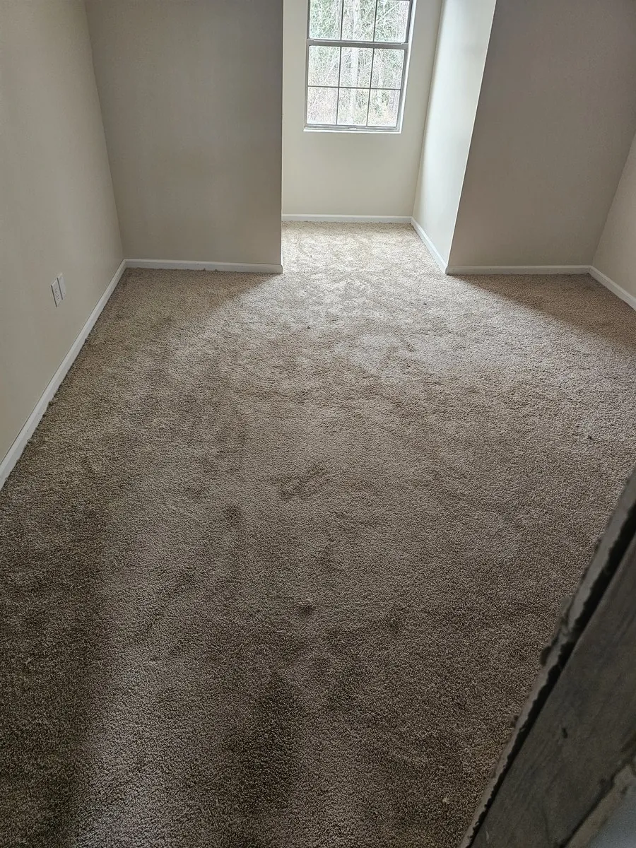 New carpet installed in a bedroom in Henderson, Savannah GA